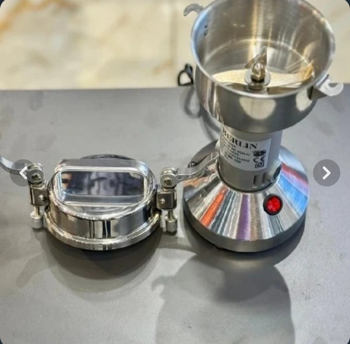 آسیاب برقی برلین مدل BE-880 با ۶ تیغه
